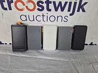 Diverse powerbanks (5x) - afbeelding 1 van  1