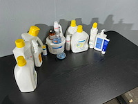 Diverse praktijkvloeistoffen en verbruiksmaterialen - afbeelding 3 van  7