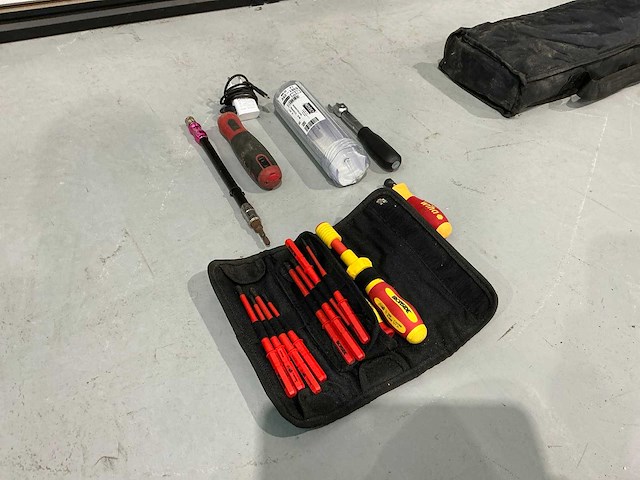 Diverse precisiegereedschappen (4x) - afbeelding 1 van  8