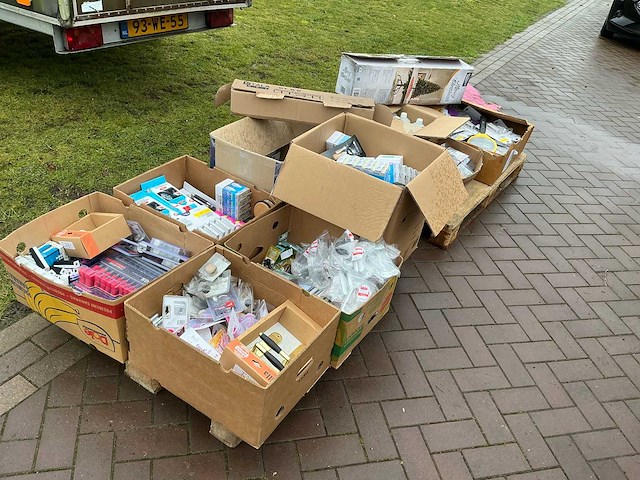 Diverse producten - afbeelding 1 van  5