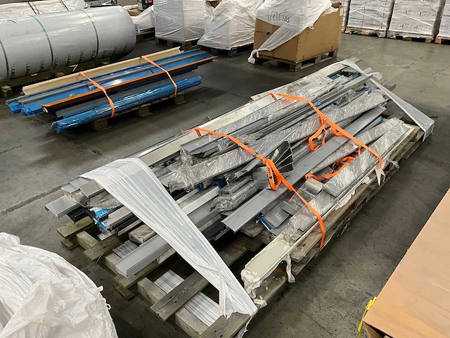 Diverse profielen - afbeelding 2 van  6