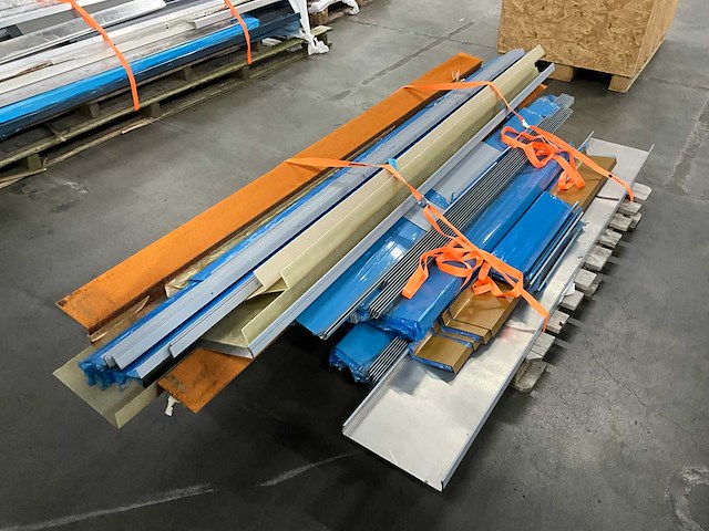 Diverse profielen - afbeelding 6 van  6