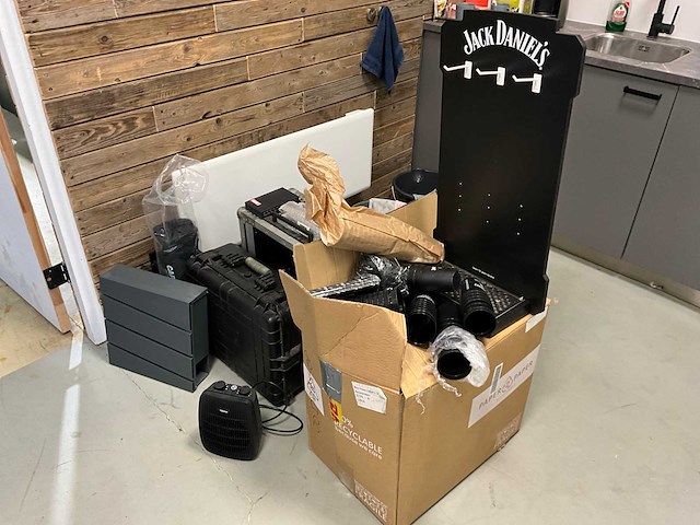 Diverse promotiematerialen en toebehoren - afbeelding 2 van  5