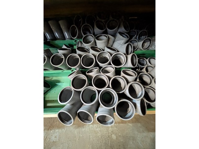 Diverse pvc buismateriaal - afbeelding 35 van  38