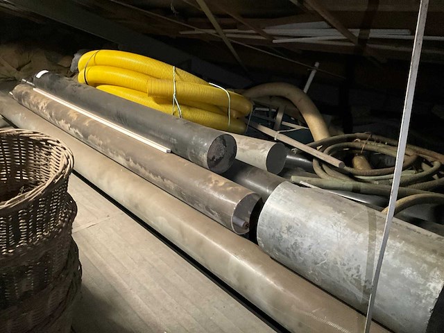 Diverse pvc buizen en slangen - afbeelding 1 van  4