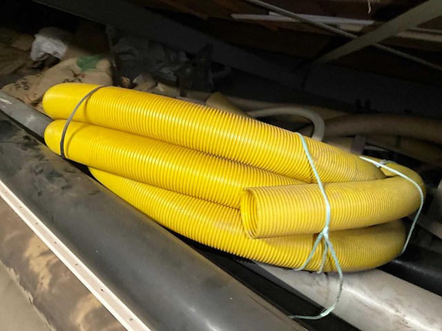 Diverse pvc buizen en slangen - afbeelding 4 van  4