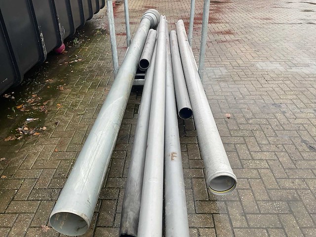 Diverse pvc buizen - afbeelding 2 van  6