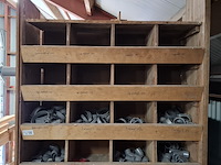 Diverse pvc hulpstukken in kast - afbeelding 5 van  12