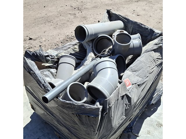 Diverse pvc hulpstukken - afbeelding 3 van  10