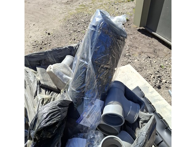 Diverse pvc hulpstukken - afbeelding 6 van  10