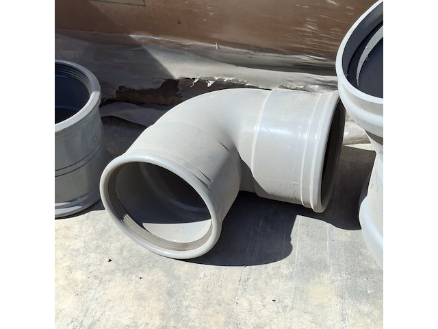 Diverse pvc hulpstukken - afbeelding 7 van  9