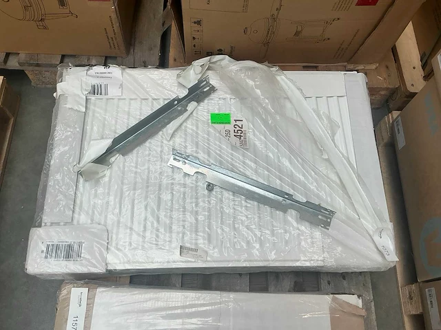 Diverse radiators (2x) - afbeelding 2 van  4