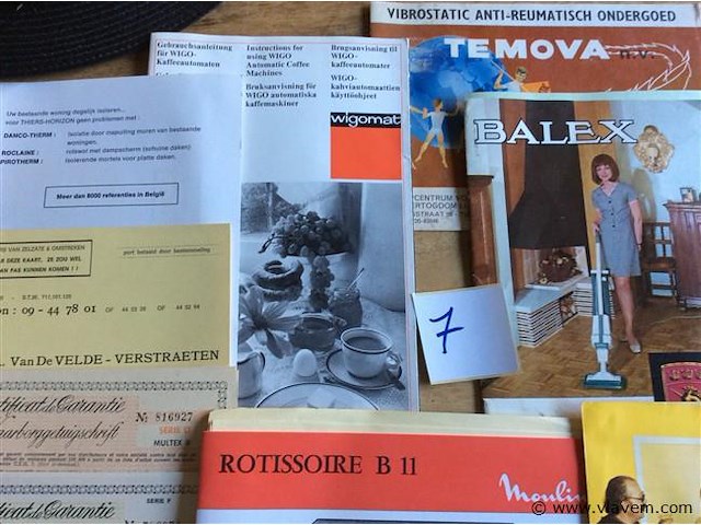 Diverse reclame papieren - afbeelding 2 van  4