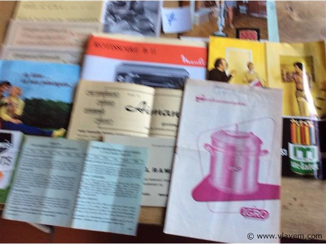 Diverse reclame papieren - afbeelding 3 van  4