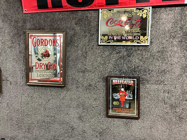 Diverse reclame wandspiegels (8x) - afbeelding 11 van  17