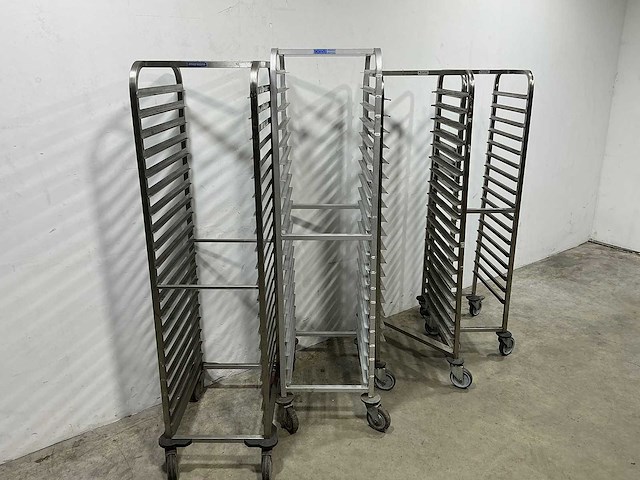 Diverse regaalwagens (4x) - afbeelding 4 van  7