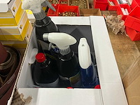 Diverse reinigingsmiddelen - afbeelding 5 van  8