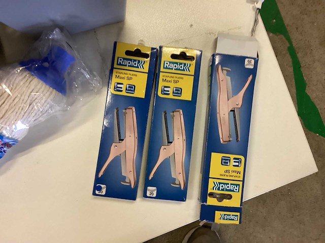 Diverse retourgoederen - afbeelding 13 van  32