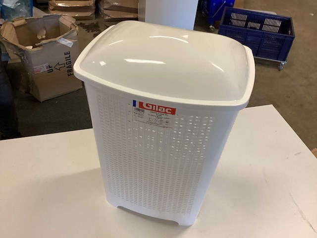 Diverse retourgoederen - afbeelding 24 van  31