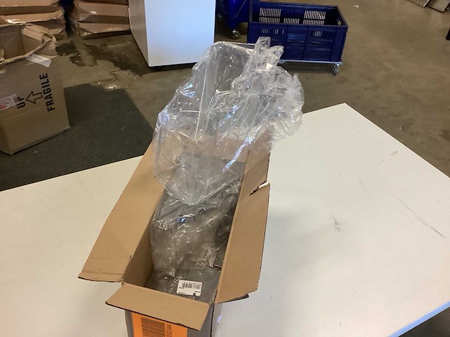 Diverse retourgoederen - afbeelding 28 van  31