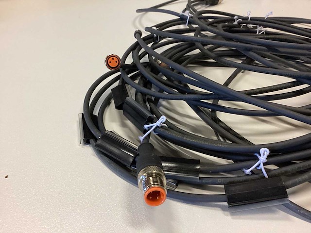 Diverse retourgoederen - afbeelding 14 van  38