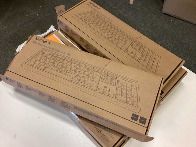 Diverse retourgoederen - afbeelding 4 van  36