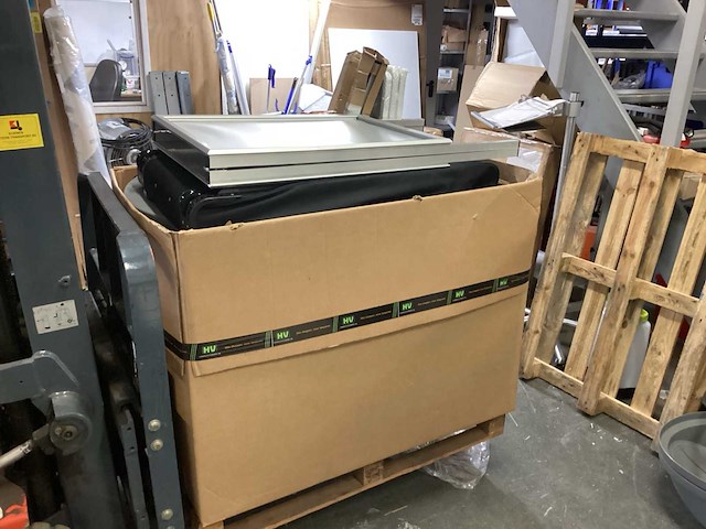 Diverse retourgoederen - afbeelding 1 van  36