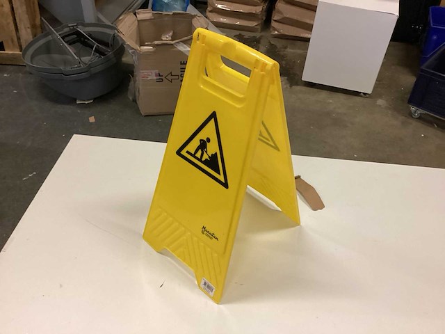 Diverse retourgoederen - afbeelding 26 van  36