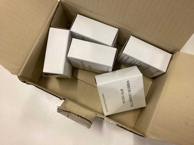 Diverse retourgoederen - afbeelding 9 van  32