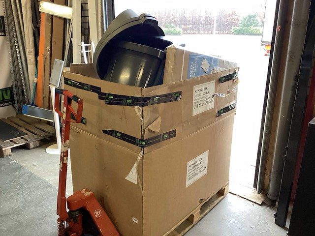 Diverse retourgoederen - afbeelding 1 van  32