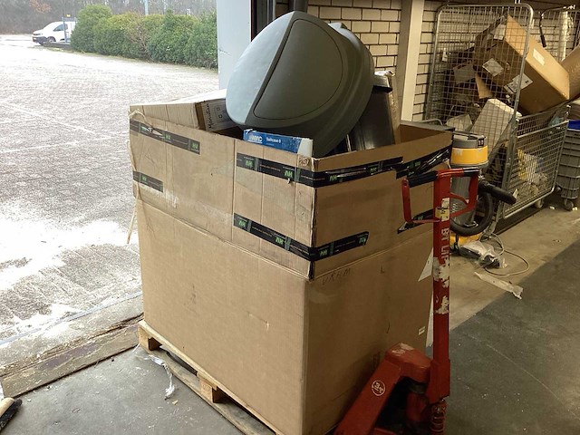 Diverse retourgoederen - afbeelding 12 van  32