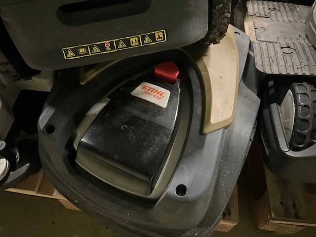 Diverse robotmaaier onderdelen - afbeelding 22 van  22