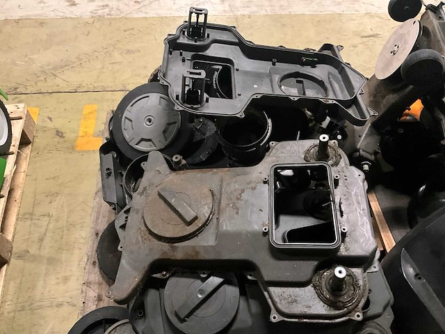 Diverse robotmaaier onderdelen - afbeelding 9 van  22