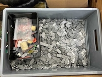 Diverse robotonderdelen - afbeelding 4 van  8