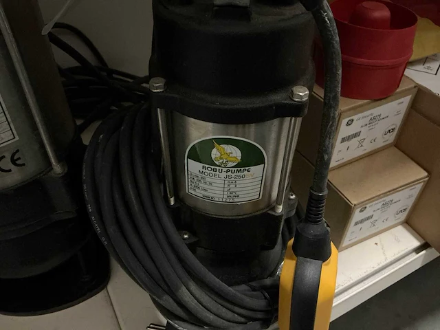 Diverse robu-pumpe dompelpompen (3x) - afbeelding 4 van  4
