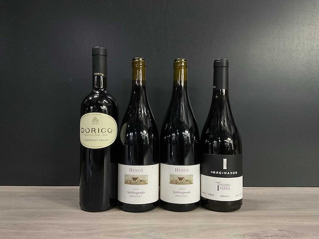 Diverse rode wijn (4x) - afbeelding 1 van  10