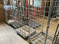 Diverse rolcontainers (22x) - afbeelding 2 van  6