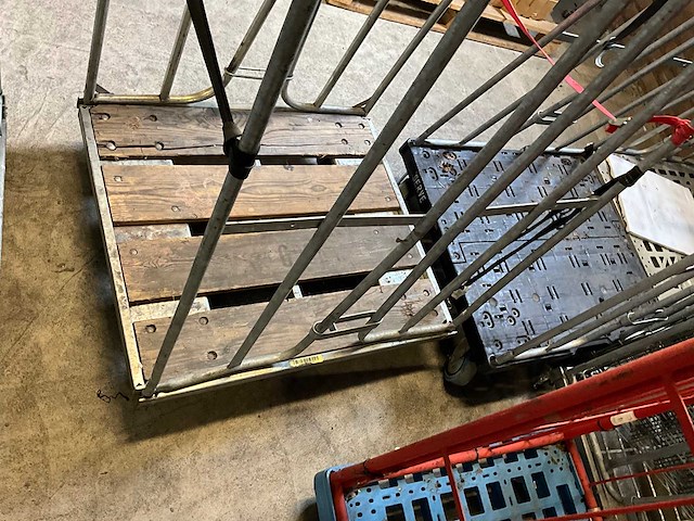 Diverse rolcontainers (22x) - afbeelding 4 van  6