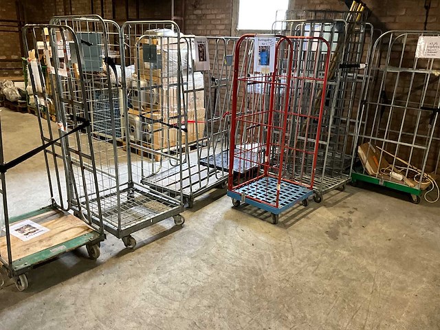 Diverse rolcontainers (22x) - afbeelding 6 van  6