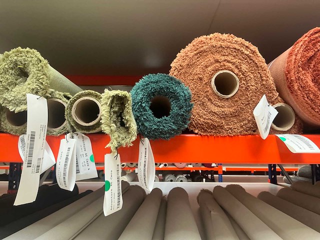 Diverse rollen adventure meubelstof / textiel (120x) - afbeelding 6 van  38