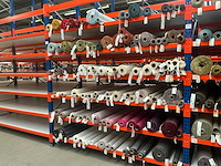 Diverse rollen adventure meubelstof / textiel (120x)