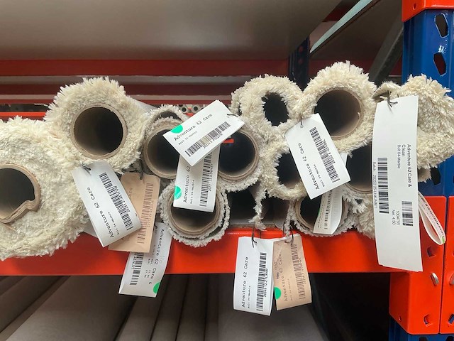 Diverse rollen adventure meubelstof / textiel (120x) - afbeelding 15 van  38