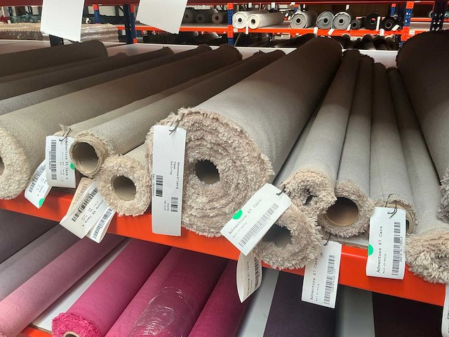 Diverse rollen adventure meubelstof / textiel (120x) - afbeelding 17 van  38