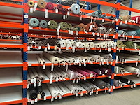 Diverse rollen adventure meubelstof / textiel (120x) - afbeelding 12 van  38