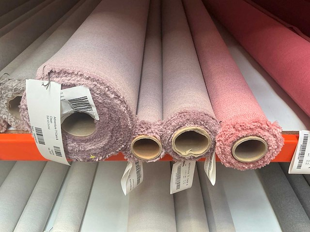 Diverse rollen adventure meubelstof / textiel (120x) - afbeelding 25 van  38