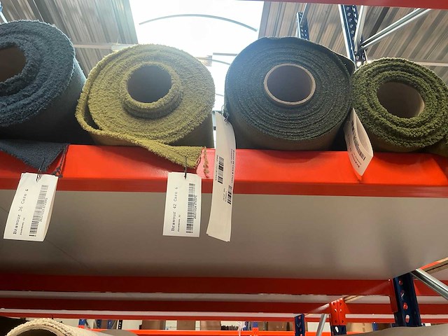 Diverse rollen bravour meubelstof / textiel (68x) - afbeelding 33 van  33