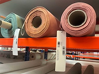 Diverse rollen bruut, smile en jump meubelstof en textiel (75x) - afbeelding 15 van  32