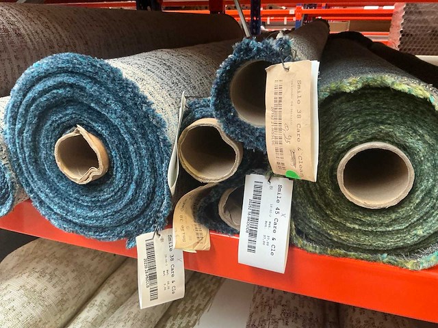 Diverse rollen bruut, smile en jump meubelstof en textiel (75x) - afbeelding 17 van  32