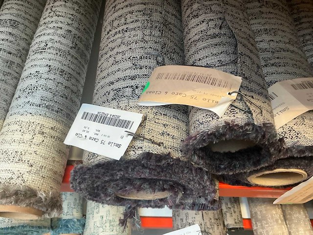 Diverse rollen bruut, smile en jump meubelstof en textiel (75x) - afbeelding 21 van  32