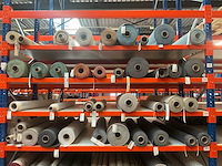 Diverse rollen bruut, smile en jump meubelstof en textiel (75x) - afbeelding 12 van  32